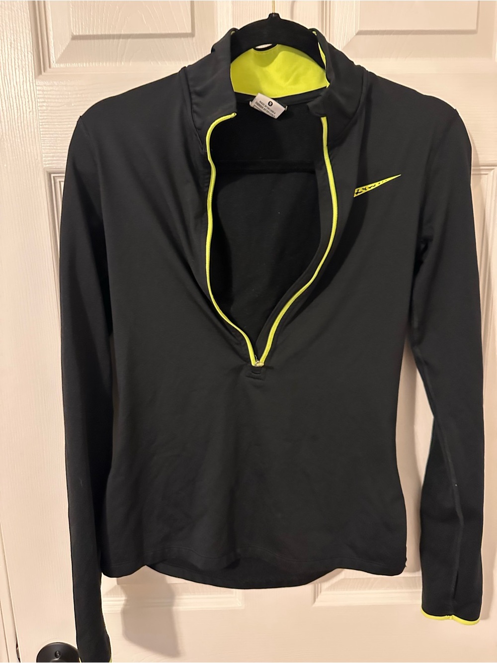Nike Women’s Dri-fit Quarter Zip